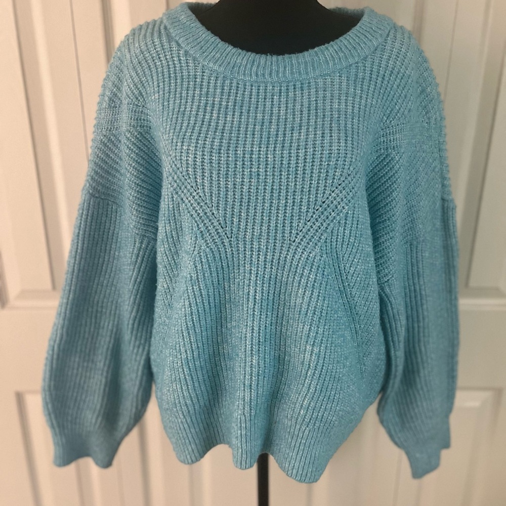 Sonoma Women's Light Blue Crew Neck Sweater
